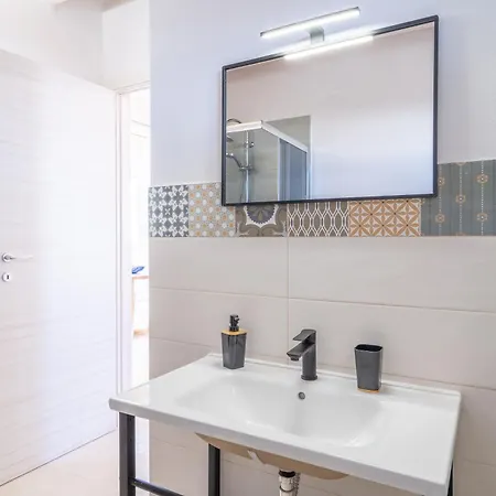 Agrivillage San Lorenzo * Reitani